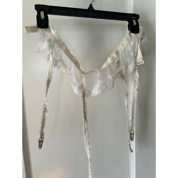 Women’s Garment size Small Garter Belt - Picture 6 of 8